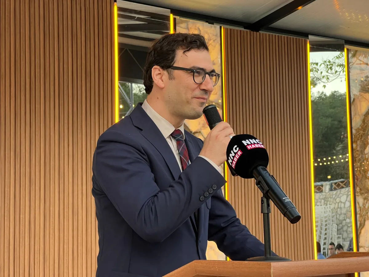 Bucak Adliyesi'nde ayrılık vakti Emeklere teşekkür ve veda