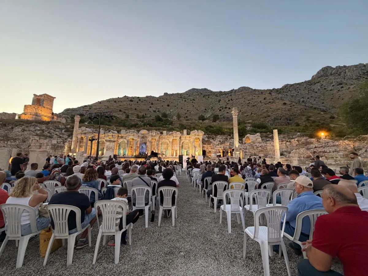 Tarihin kalbinde İdil Biret'e vefa Sagalassos'ta unutulmaz gala konseri