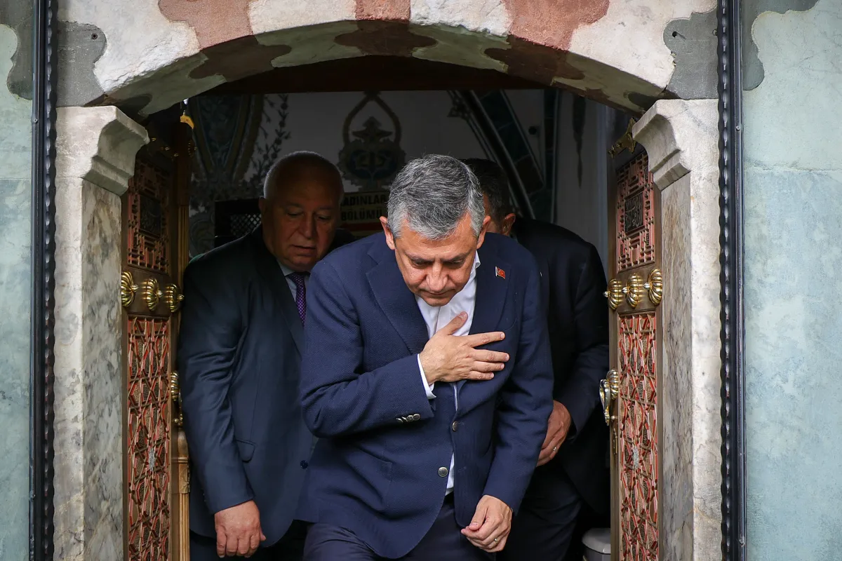 SON DAKİKA!!! Özgür Özel YENİ Parti'yi Duyurdu: "Yolumuz İktidar Yoludur”