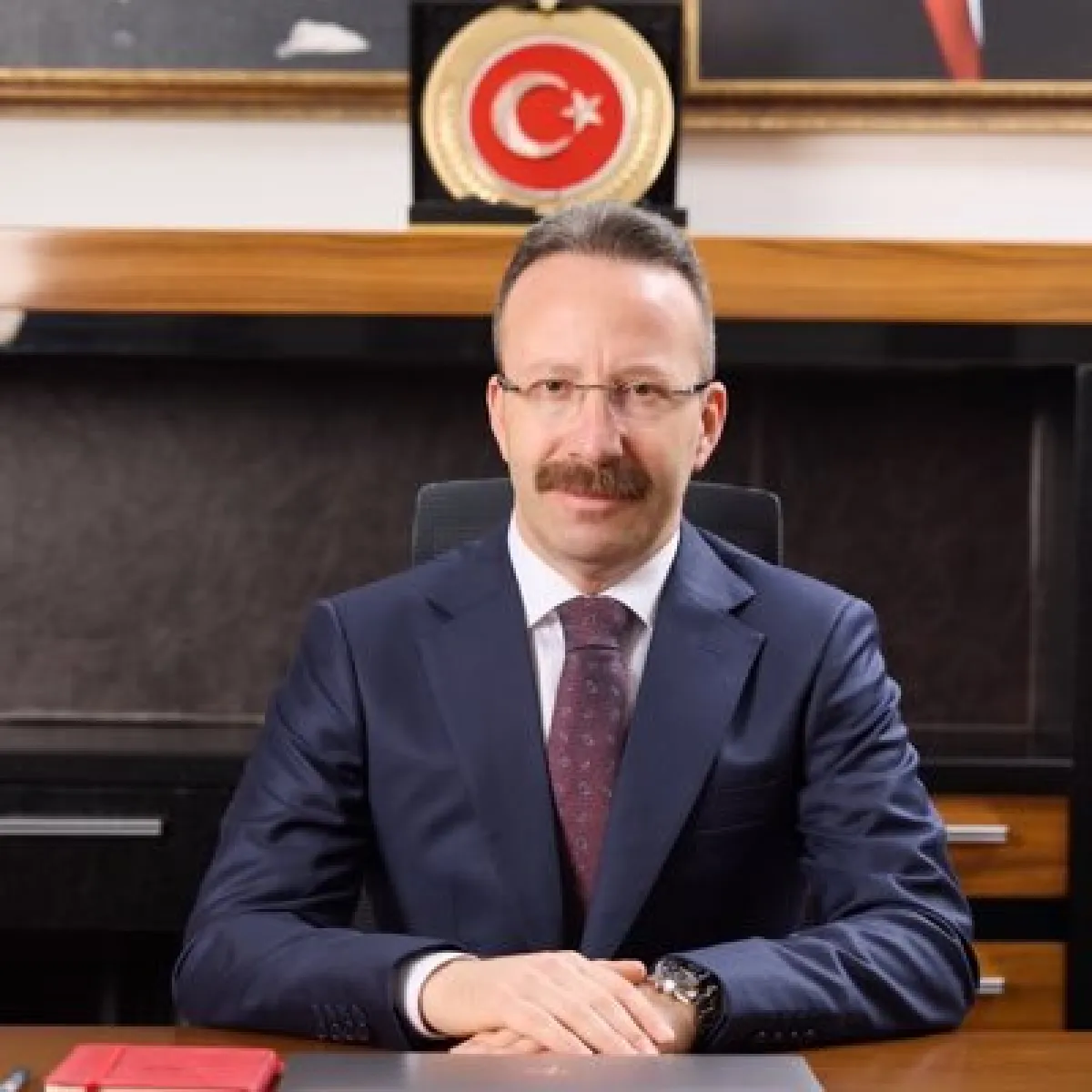 Son Dakika Ardahan Valisi Mehmet Fatih Çiçekli Görevden Alındı Yeni Vali Atandı