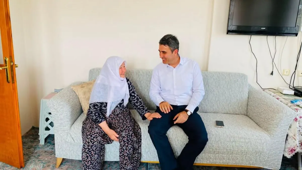 Bucak Kaymakamı Can Kazım Kuruca'dan İncirdere ve Üzümlübel köylerine hane ziyareti