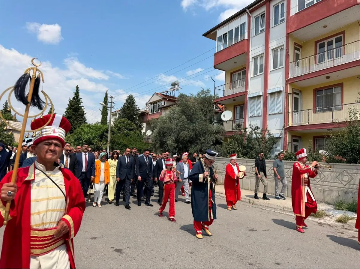 MHP Bucak'ta Kongre tamamlandı! Ali Sağar güven tazeledi