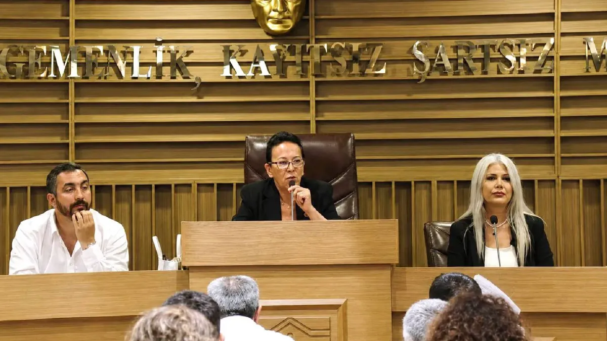 AK Parti ve CHP Grubu Arasında 15 Temmuz Polemiği