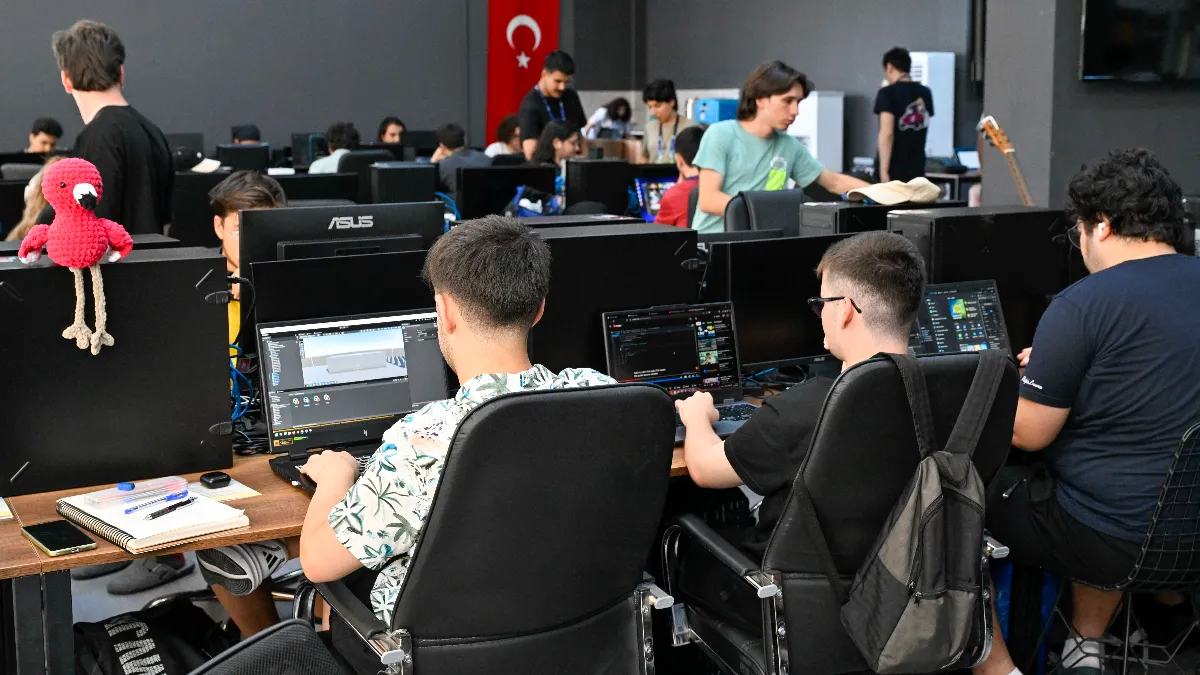 Ankara Büyükşehir Belediyesi, Game Jam Etkinliğinde Genç Yazılımcı ve Tasarımcıları Buluşturdu