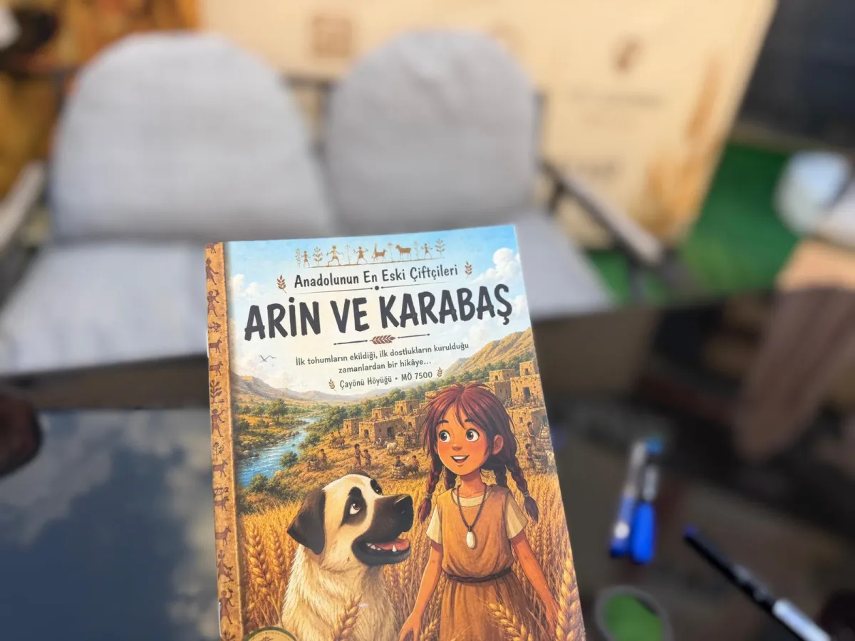 Ahmet Sedat Oktay, Bucak'ta İlk Kitabını Okurları İçin İmzaladı
