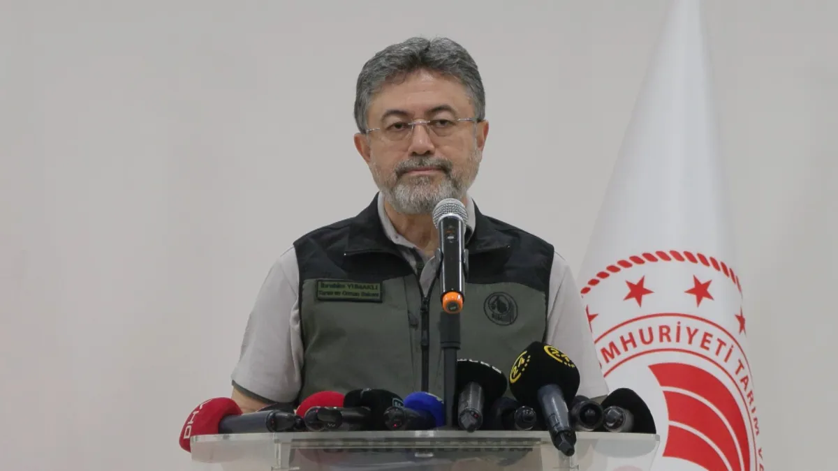 Bakan Yumaklı: Orman yangınıyla mücadele sadece bir kurumun, bir birimin konusu diye görmüyoruz