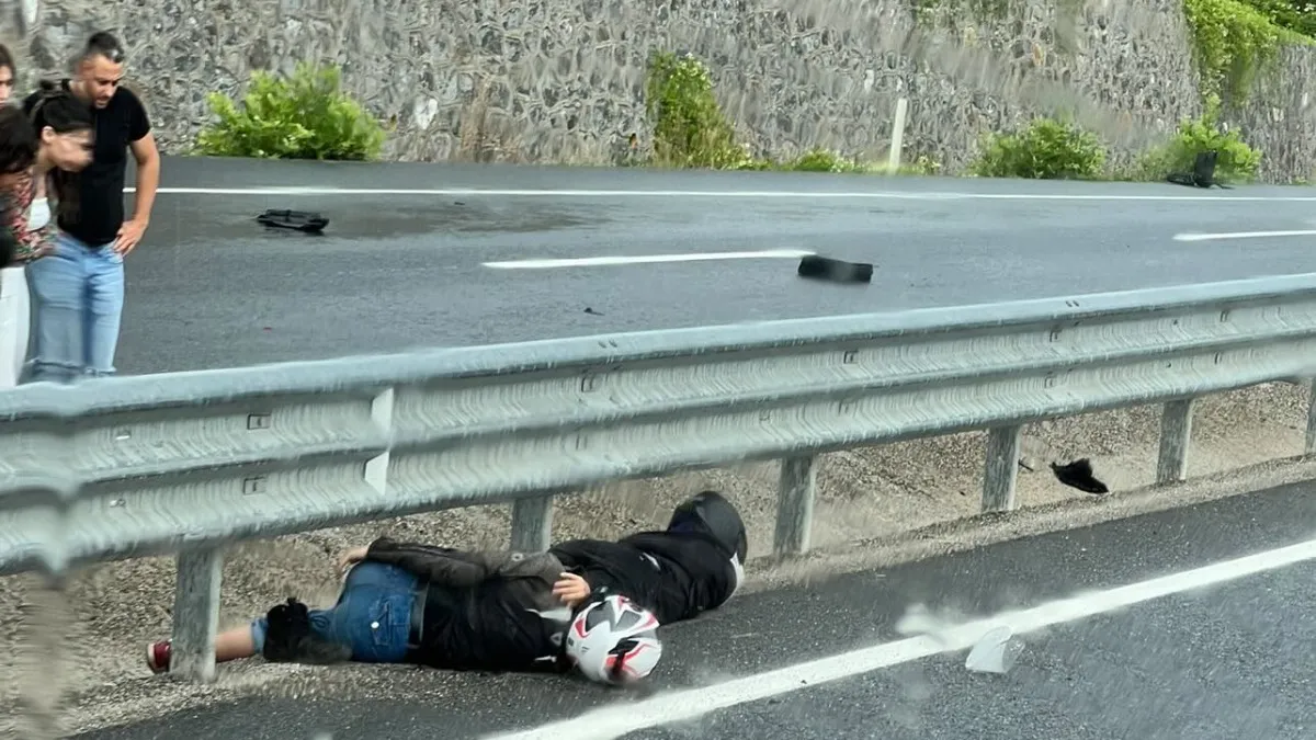 Bariyere çarpan motosikletin sürücüsü öldü