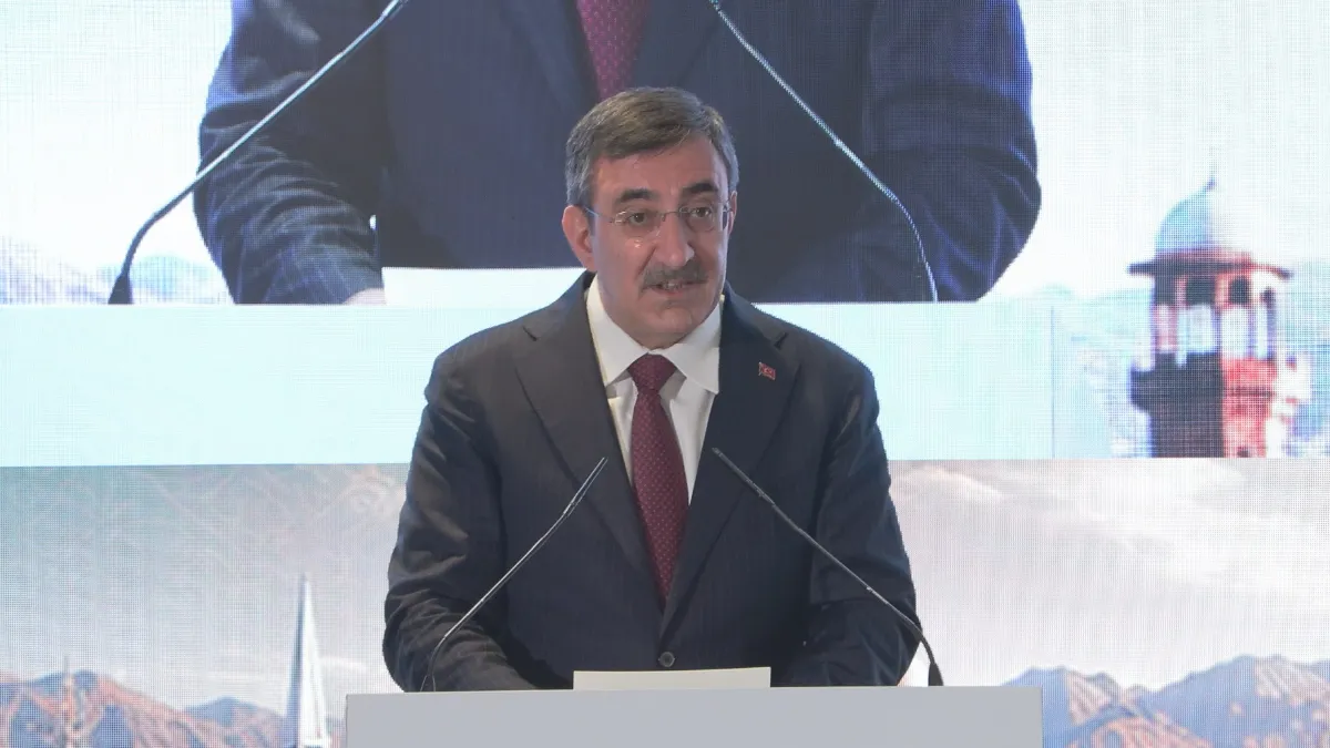 Cevdet Yılmaz: Türkiye ve Pakistan, coğrafi avantajlarını stratejik kazanımlara dönüştürme potansiyeline sahip iki ülkedir