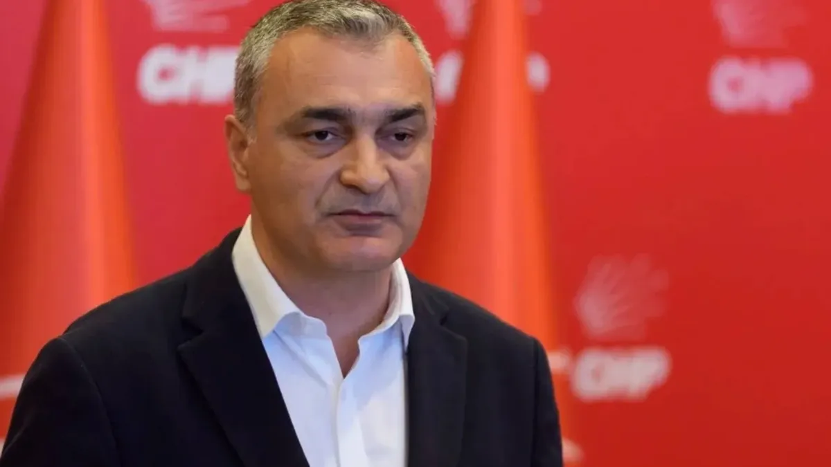 CHP Parti Sözcüsü'nden Seferihisar Belediye Başkan Vekili Fuat Gümüş'e Tebrik Mesajı