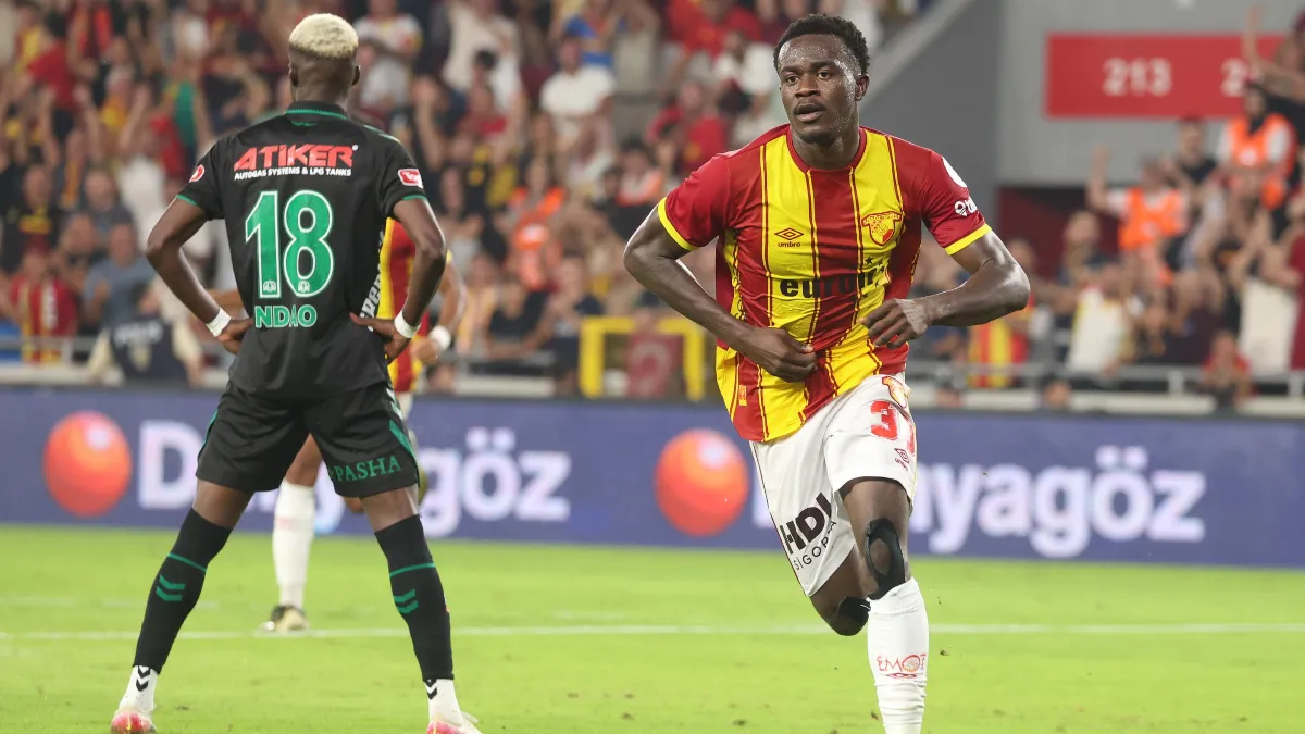 Coventry transferde Dennis için Göztepe ile masada