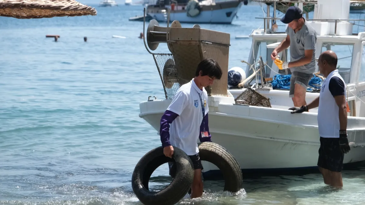Deniz Dibi Temizliğinin 10. Etabı Türkbükü'nde gerçekleştirildi