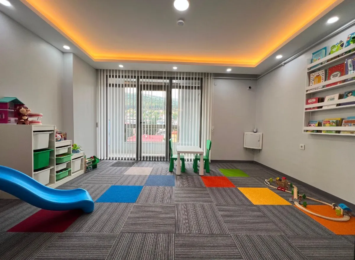 Çocuklardan yetişkinlere profesyonel destek! Bucak'ın ilk Dil ve Konuşma Terapisi Kliniği açıldı