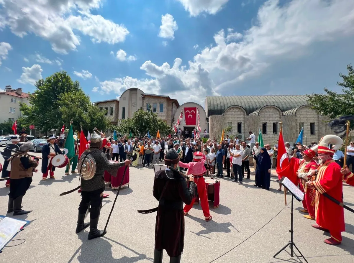 MHP Bucak'ta Kongre tamamlandı! Ali Sağar güven tazeledi