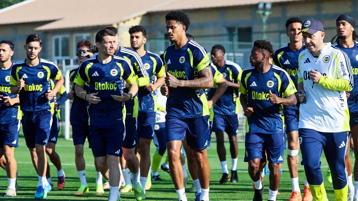 Fenerbahçe'de kadro, Avusturya kampında şekillenecek