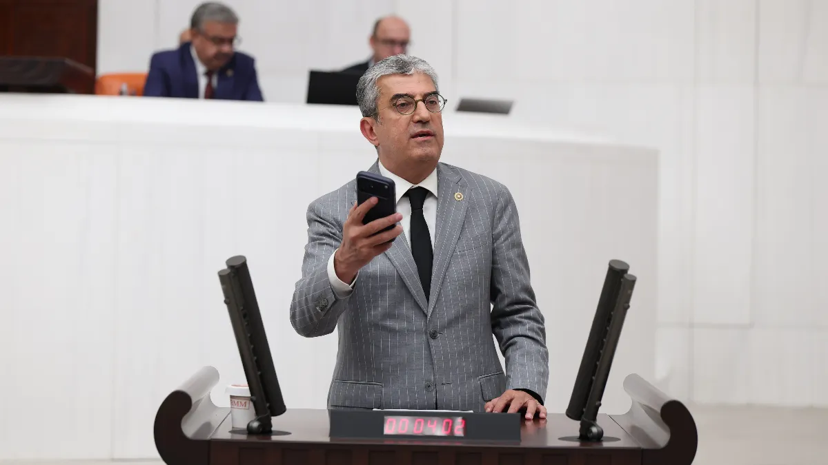 Günaydın'dan İktidara Sert Eleştiri: “Bir Çökmediğiniz Vatandaşın Malı Kalmıştı, Ona Da Çöktünüz”