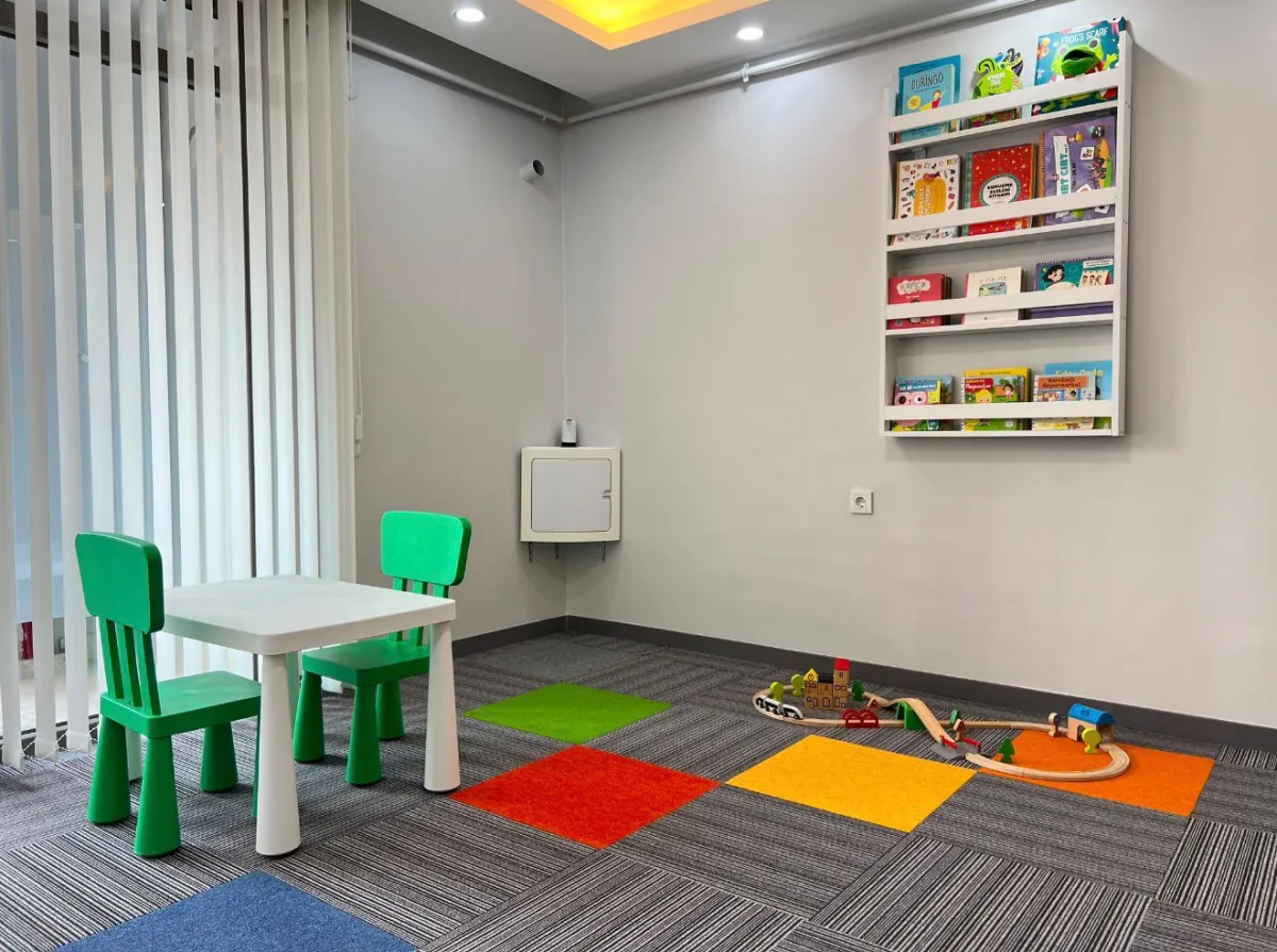 Çocuklardan yetişkinlere profesyonel destek! Bucak'ın ilk Dil ve Konuşma Terapisi Kliniği açıldı
