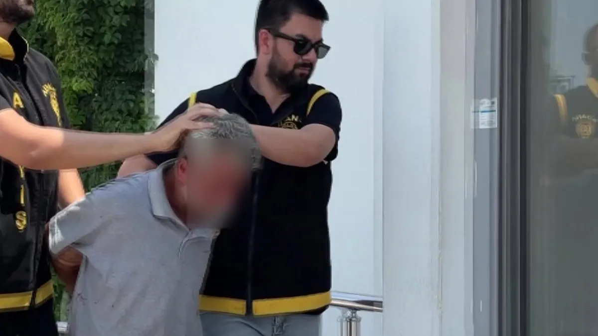 Mağazadan takıları çalan hırsızdan pes dedirten savunma: "Bana borçları vardı"