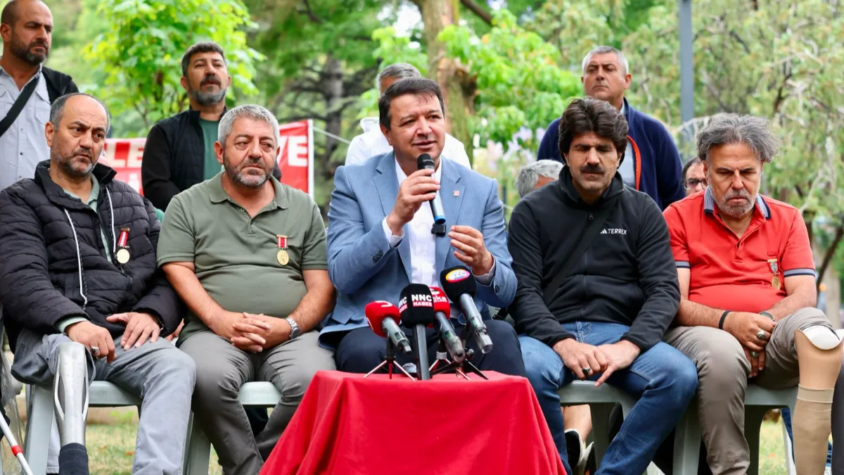 Mahmut Arıkan’dan Güvenpark’ta Gazi ve Şehit Yakınlarına Destek: “Bu Düzen Bozuk Bir Düzen”