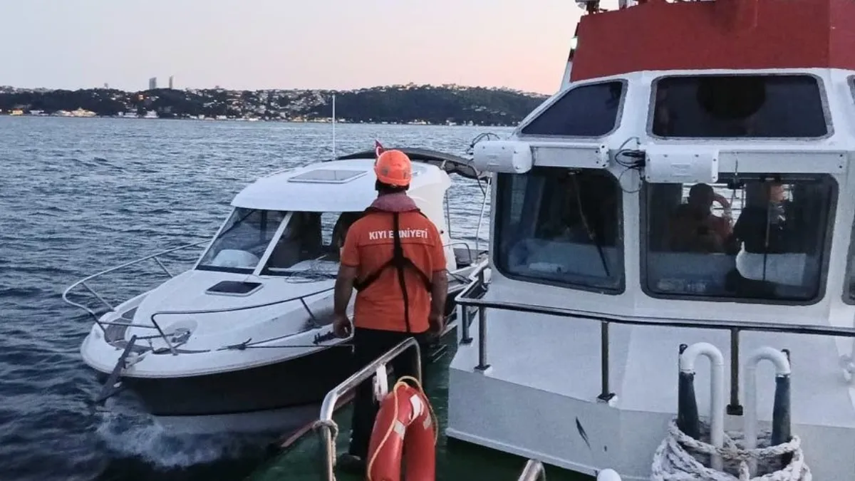 Sarıyer açıklarında su alan tekne kurtarıldı