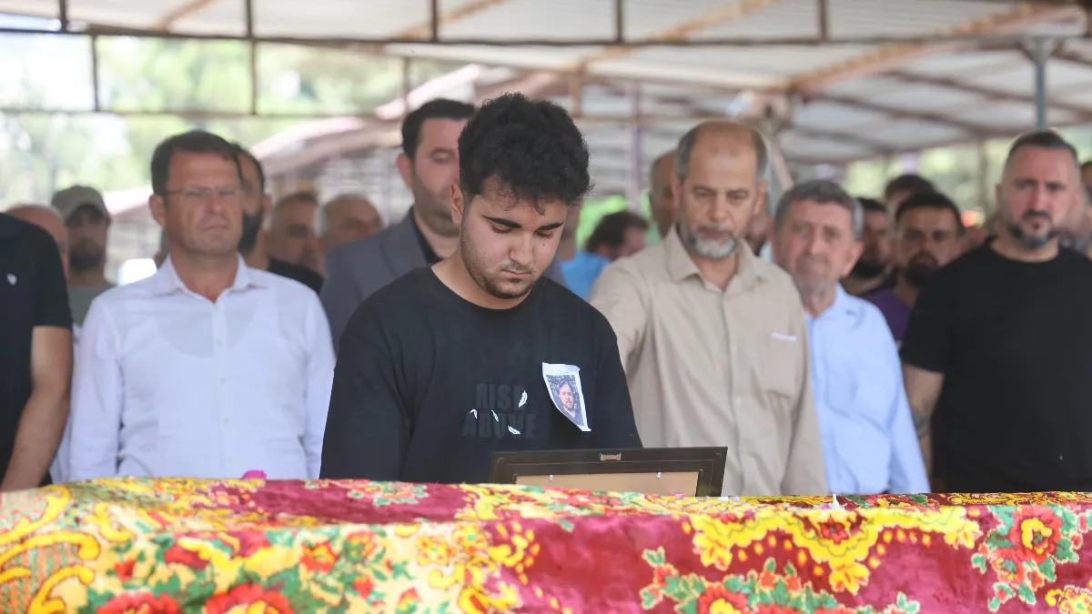 Suudi Arabistan'da yangında ölen 4 Hataylı memleketlerinde toprağa verildi