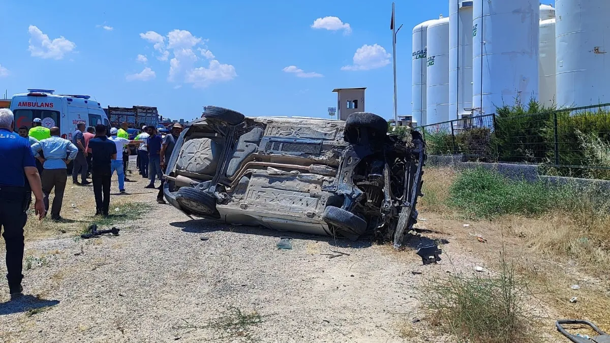 Takla atan otomobildeki 7 yaşındaki çocuk hayatını kaybetti