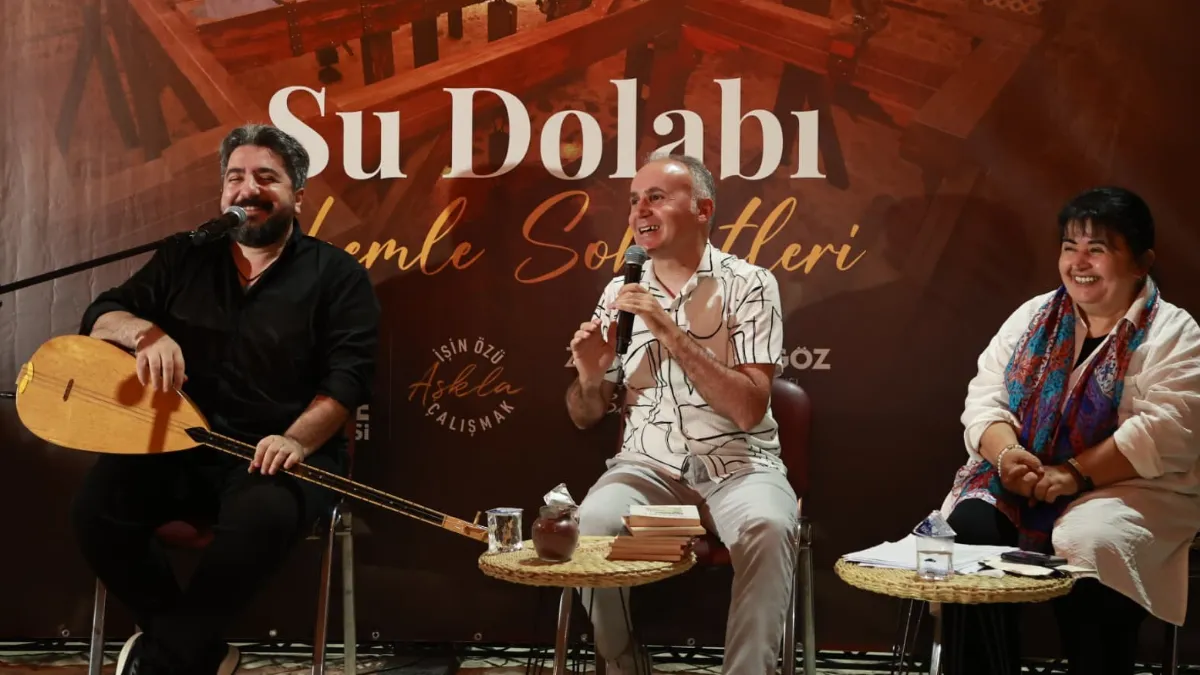 Tarihi Su Dolabı'nda Neşet Ertaş türküleri seslendirildi