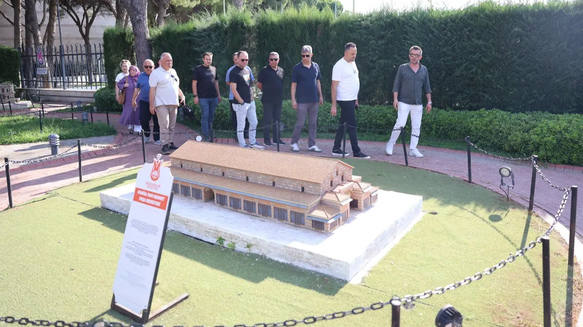Türkiye'nin dört bir yanından gelen müdürler Şehzadelerpark'a hayran kaldı