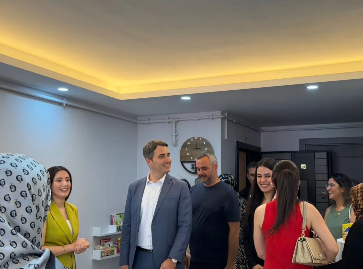 Çocuklardan yetişkinlere profesyonel destek! Bucak'ın ilk Dil ve Konuşma Terapisi Kliniği açıldı