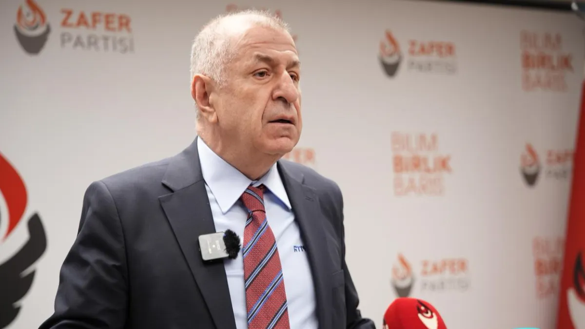 Ümit Özdağ'dan "Terörsüz Türkiye" Sürecine Sert Eleştiri: "Türkiye Cumhuriyeti'ni Savunmak İçin Bir Araya Gelmeliyiz"