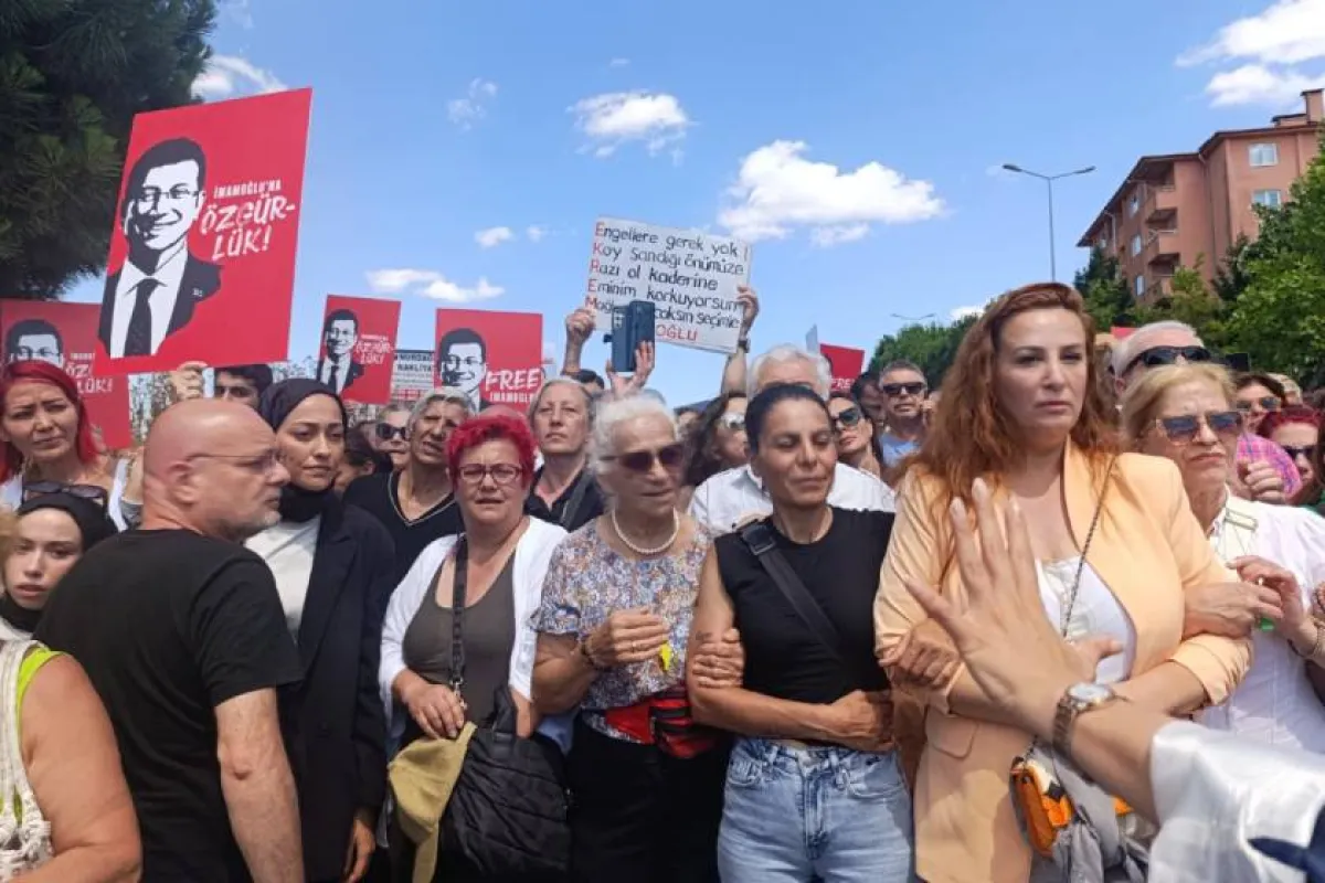 Özgür Özel: "Ekrem İmamoğlu İkinci Celsede Savunmasını Yapacak, Gerçekler Ortaya Çıkacak"
