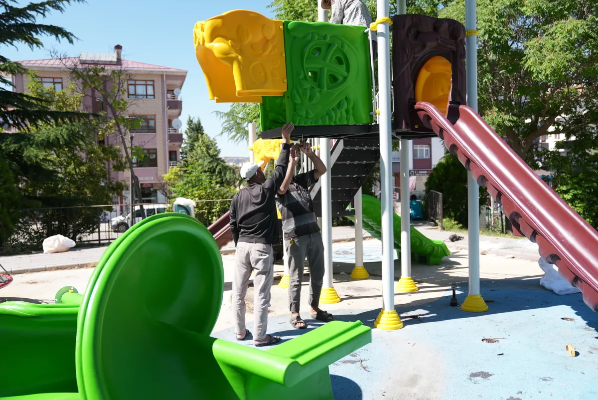 Gölbaşı'nda Oyun Parkları Yenileniyor: Çocuklar İçin Daha Güvenli ve Modern Alanlar
