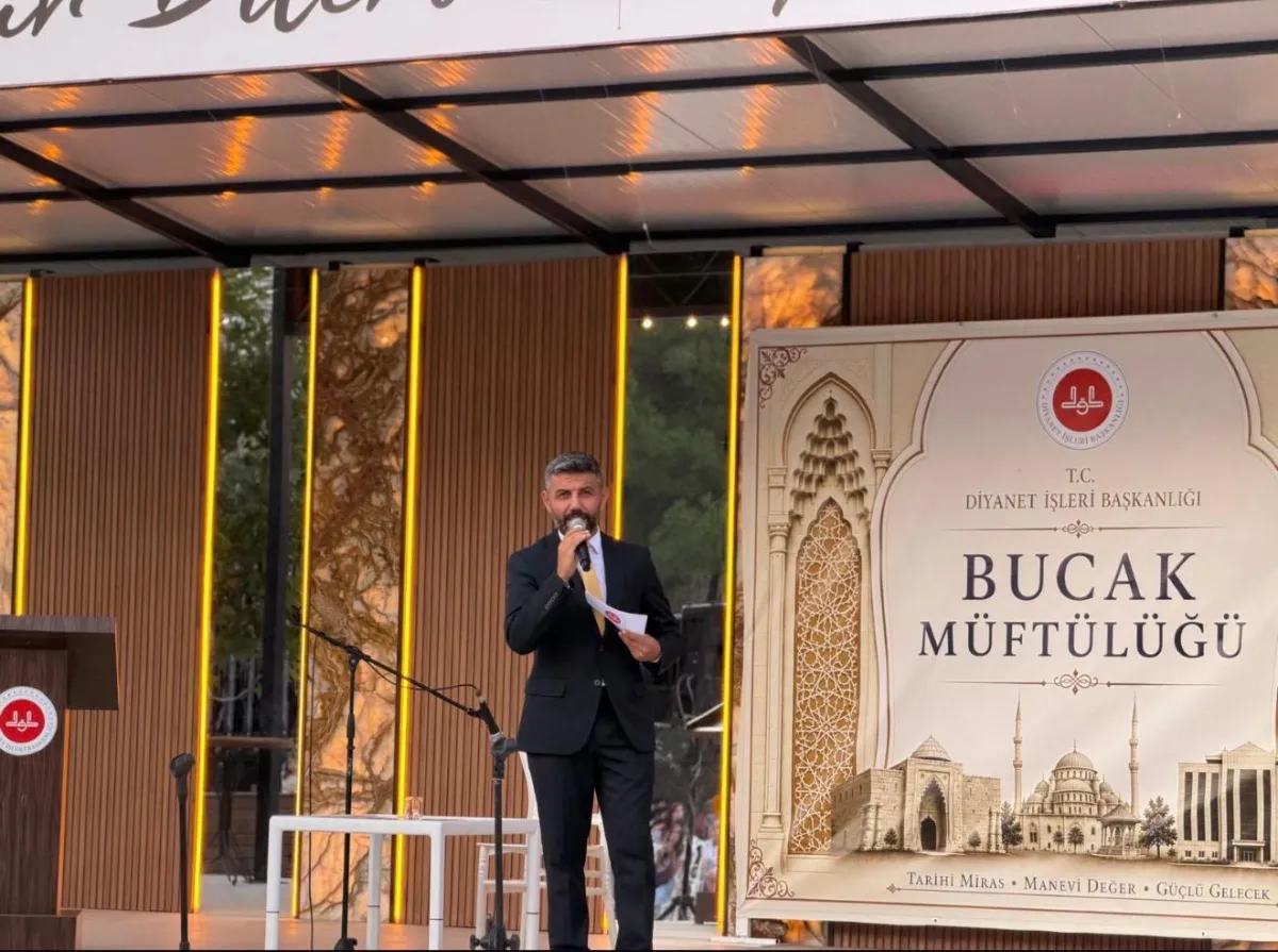 Bucak’ta Yaz Kur’an Kurslarına renkli kapanış