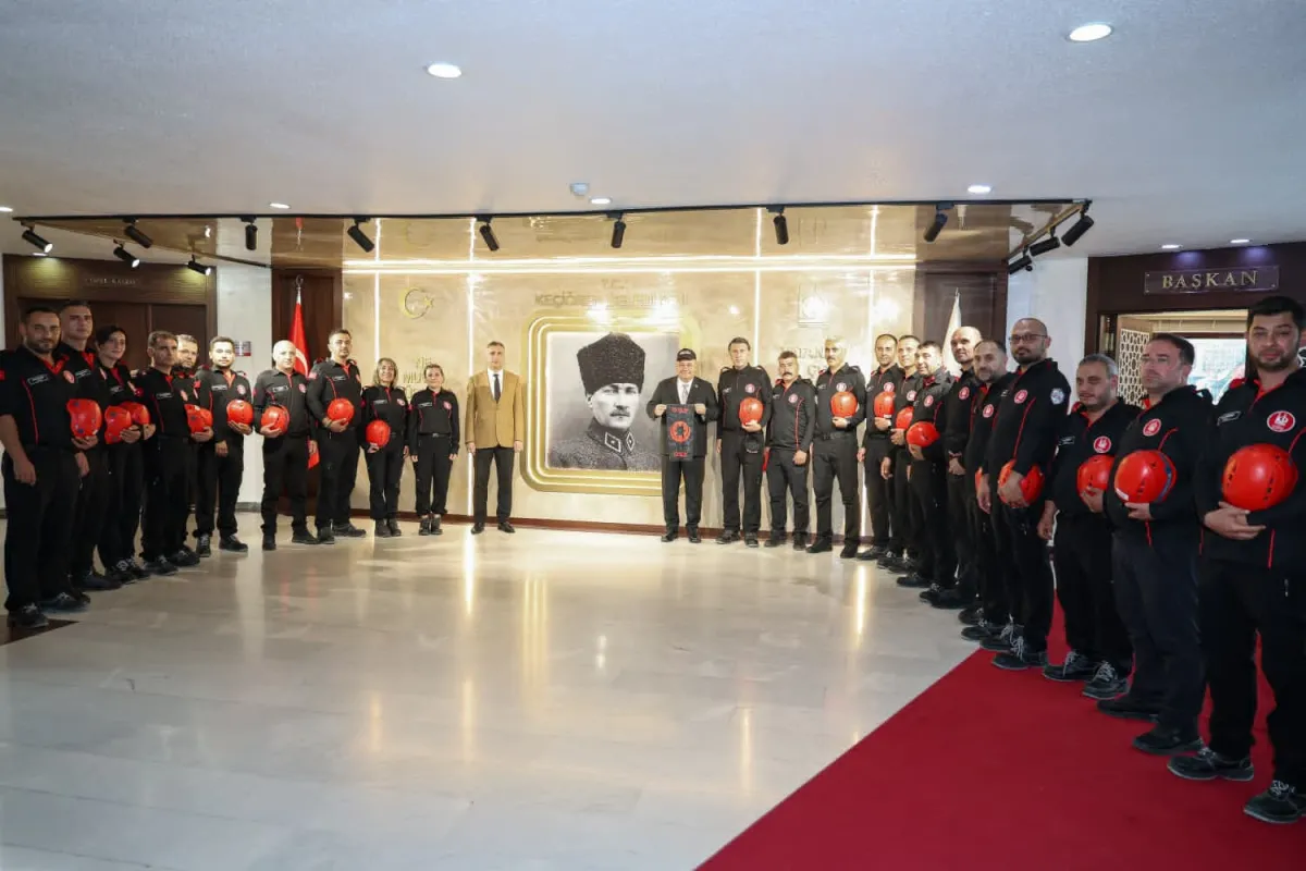 Ankara, KEÇ-TİM Arama ve Kurtarma Ekibi’ne cni Başkan Özarslan Takdim Etti