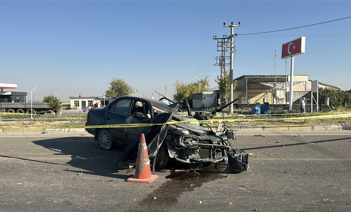 Aksaray Eskil Eşmekaya'da Feci kaza 2 ölü 2 ağır yaralı