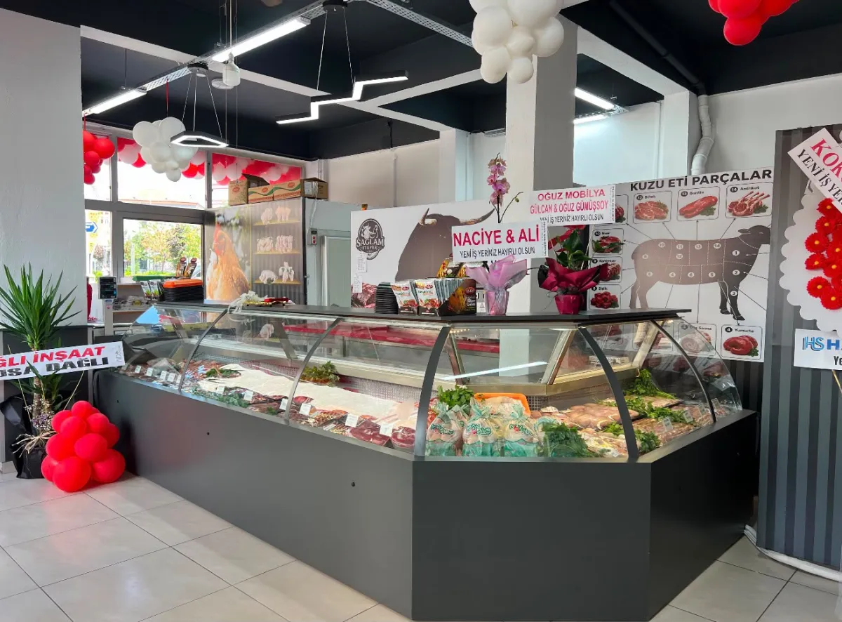 Sağlam Et & Piliç Bucak’ta Açıldı: Çiftlikten Tezgâha Taze ve Yerli Et