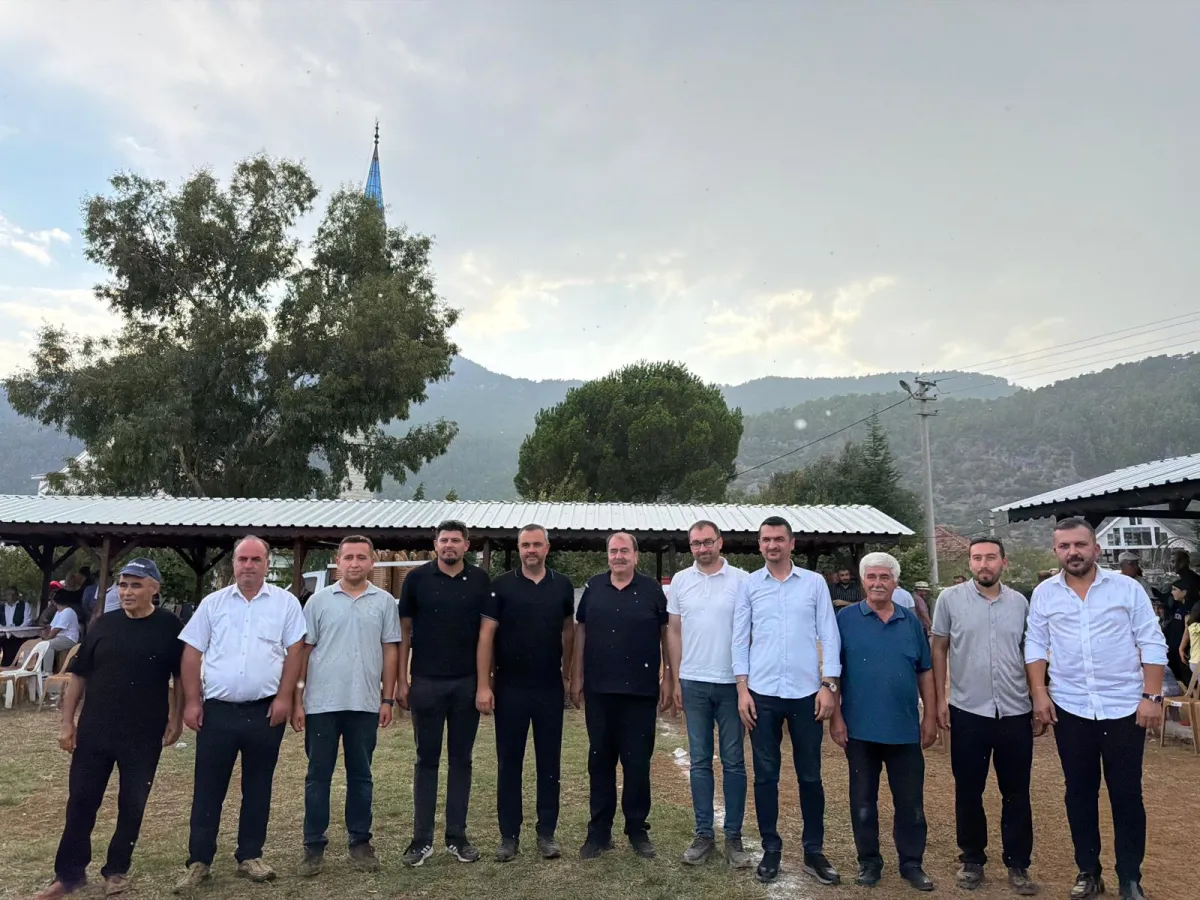 Kayı Köyü’nde Gelenek Bozulmadı 20. İncir ve Kültür Festivali’ne Yoğun İlgi