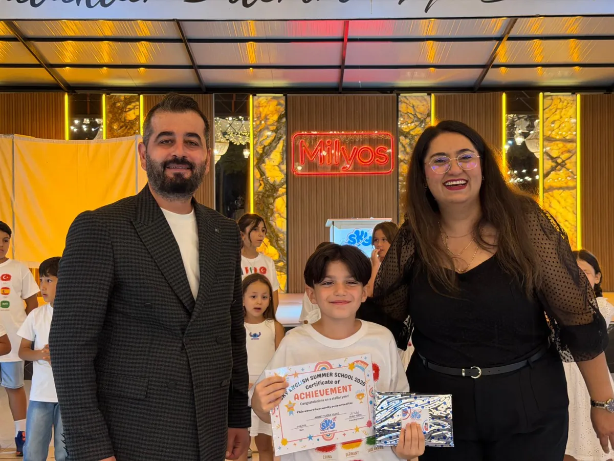 Bucak’ta yabancı dil eğitimine yeni bir soluk SKY English Academy yaz kursunu tamamladı, yeni döneme hazırlanıyor