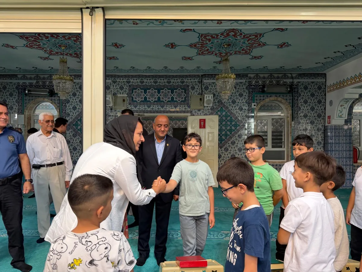 Miniklerin pide daveti karşılıksız kalmadı Vali Bilgihan Bucak’ta öğrencilerle buluştu