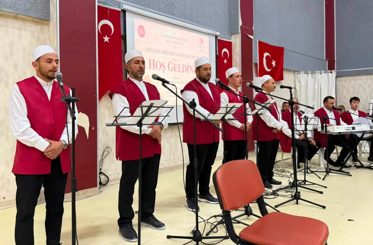 Gölhisar’da maneviyat dolu gece Mevlid-i Nebi programına yoğun katılım