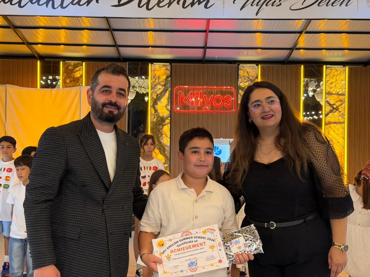 Bucak’ta yabancı dil eğitimine yeni bir soluk SKY English Academy yaz kursunu tamamladı, yeni döneme hazırlanıyor