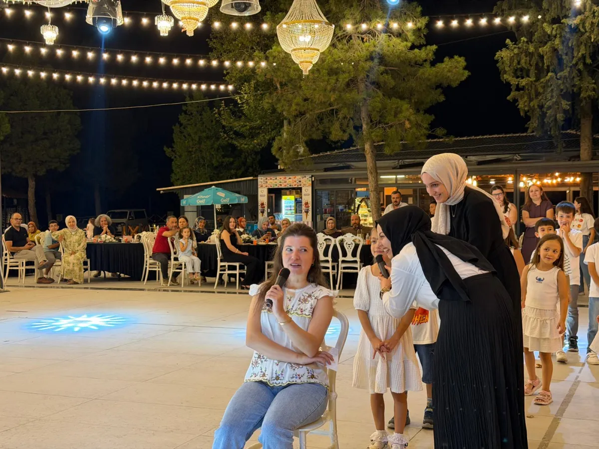 Bucak’ta yabancı dil eğitimine yeni bir soluk SKY English Academy yaz kursunu tamamladı, yeni döneme hazırlanıyor