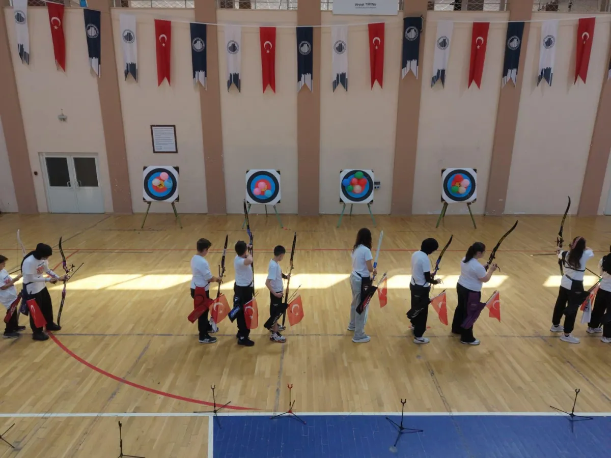 Altındağ’da Yaz Okulları 15 Bin Gencin Katılımıyla Sona Erdi