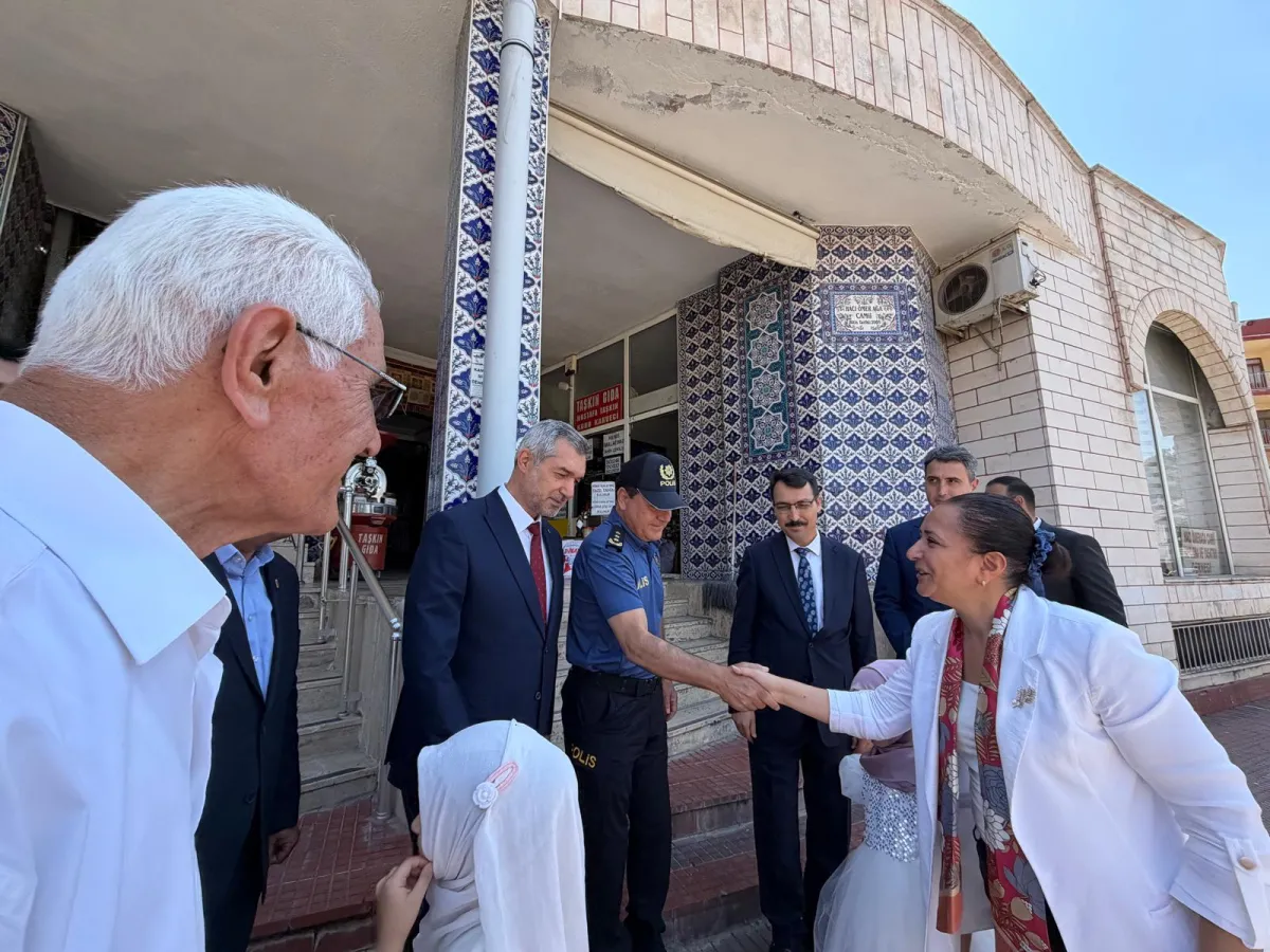 Miniklerin pide daveti karşılıksız kalmadı Vali Bilgihan Bucak’ta öğrencilerle buluştu