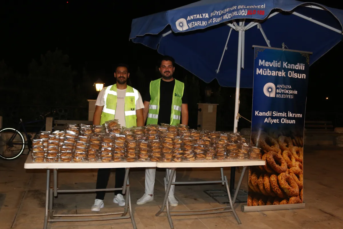 Antalya’da Mevlit Kandili Bereketi: 19 İlçede Lokma ve Kandil Simidi İkramı