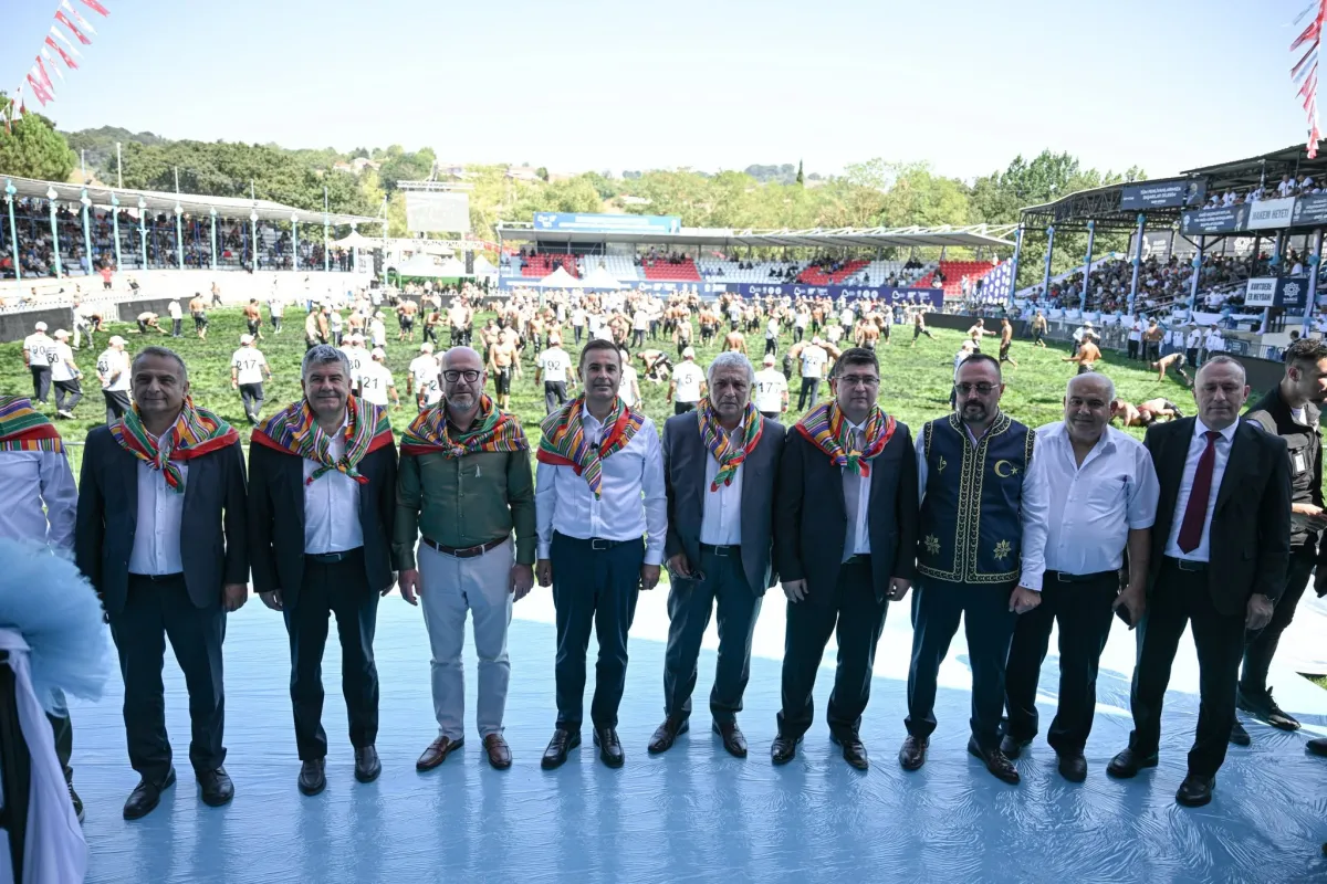 Canlı İzle ! 2026 Balıkesir Kurtdereli Güreşleri'nde Heyecan Dorukta Çeyrek Finalistler Sahada Başpehlivan Kim Olur?