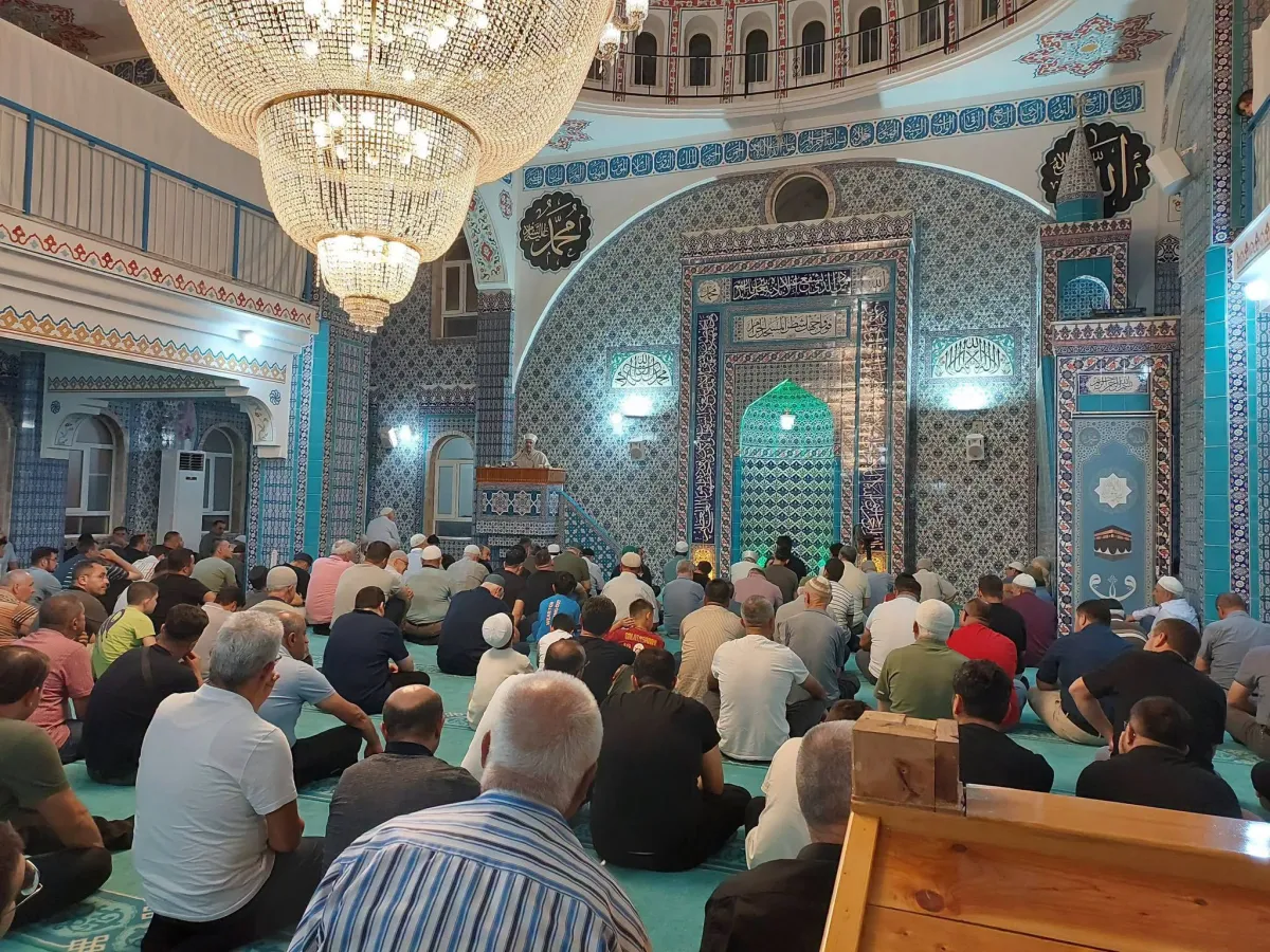 Bucak’ta Mevlid Kandili Özel Programı Düzenlendi Bucak Belediyesi Tatlı İkramında Bulundu