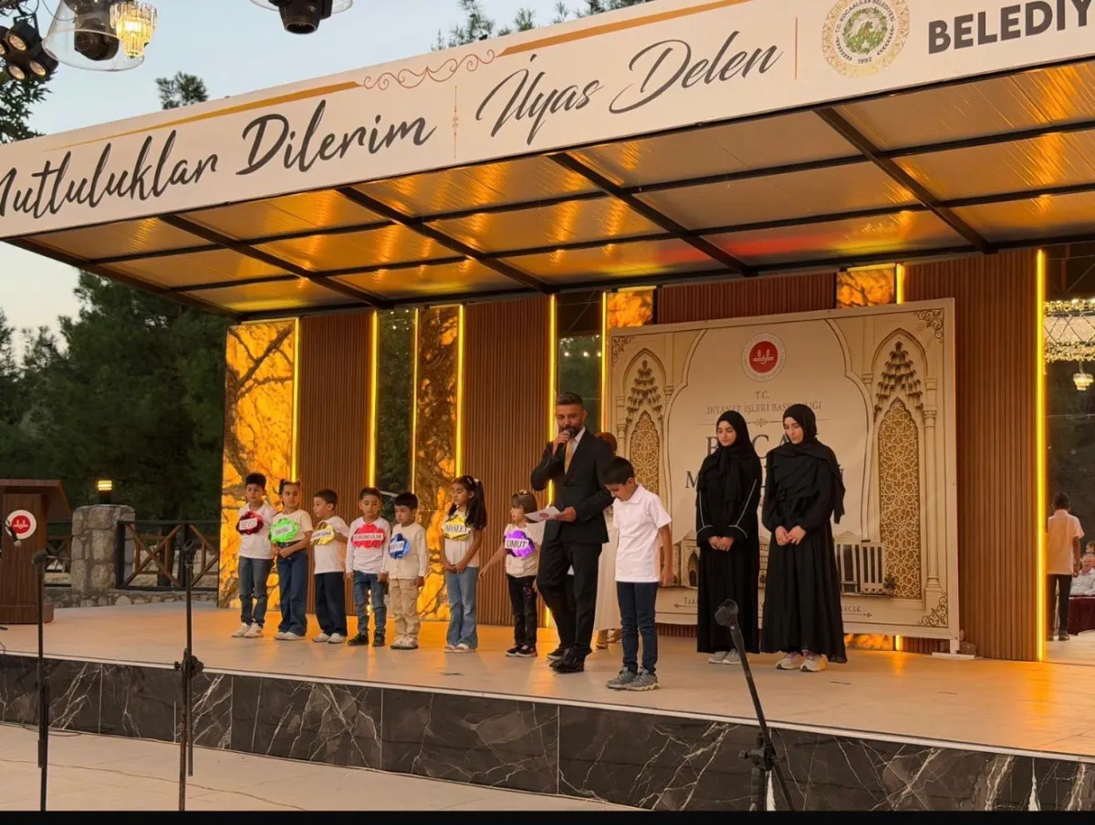 Bucak’ta Yaz Kur’an Kurslarına renkli kapanış