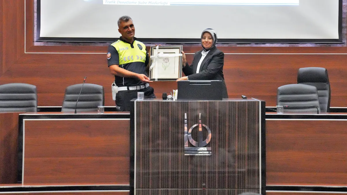 ANKARA- Keçiören Belediyesi Personeline Trafik Güvenliği Eğitimi