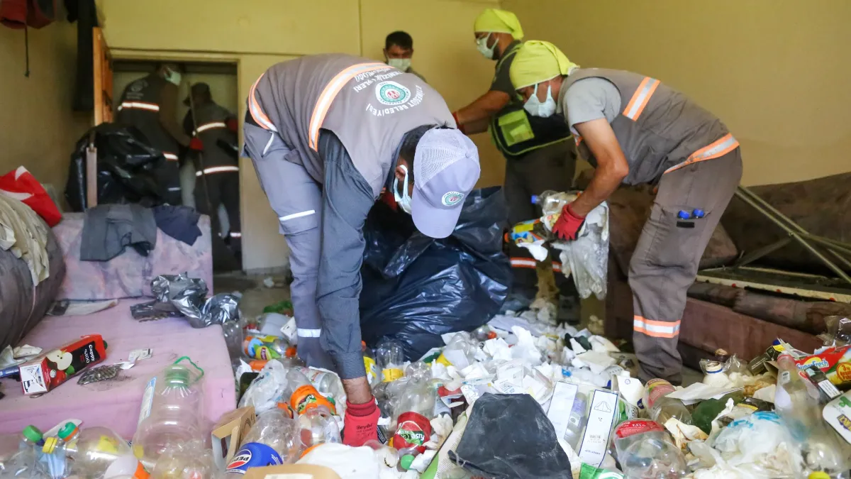 Etimesgut’ta “Çöp Ev” Temizliği: Çevre ve Halk Sağlığı İçin Müdahale