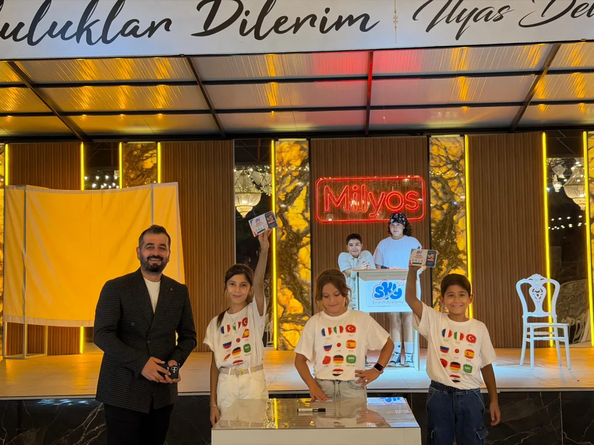 Bucak’ta yabancı dil eğitimine yeni bir soluk SKY English Academy yaz kursunu tamamladı, yeni döneme hazırlanıyor